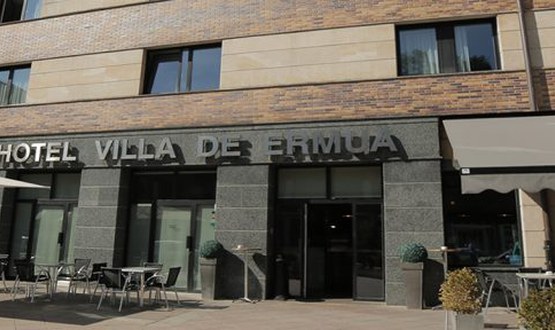 Villa de Ermua Hotela*